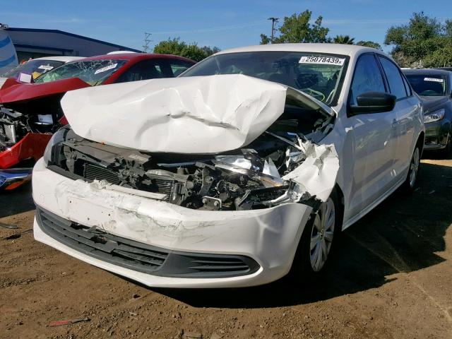 3VW2K7AJ4DM266124 - 2013 VOLKSWAGEN JETTA BASE WHITE photo 2