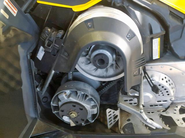 2BPSMF8B88V000407 - 2008 SKI DOO MXZ600 YELLOW photo 6