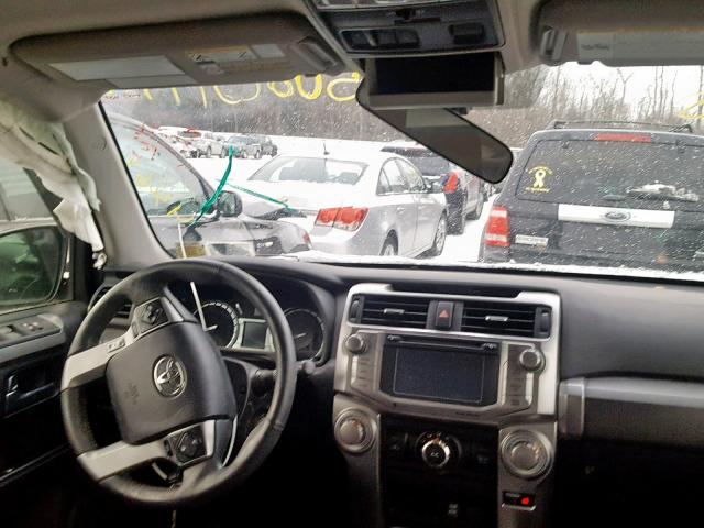 JTEBU5JR3G5299516 - 2016 TOYOTA 4RUNNER SR Czarny zdjęcie 9