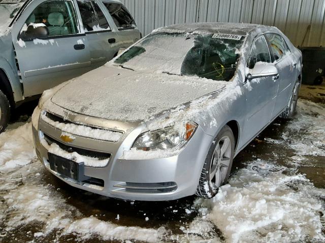 1G1ZC5EU9CF332178 - 2012 CHEVROLET MALIBU 1LT SILVER photo 2