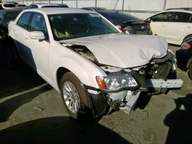 2C3CA4CG8BH528124 - 2011 CHRYSLER 300 WHITE photo 1