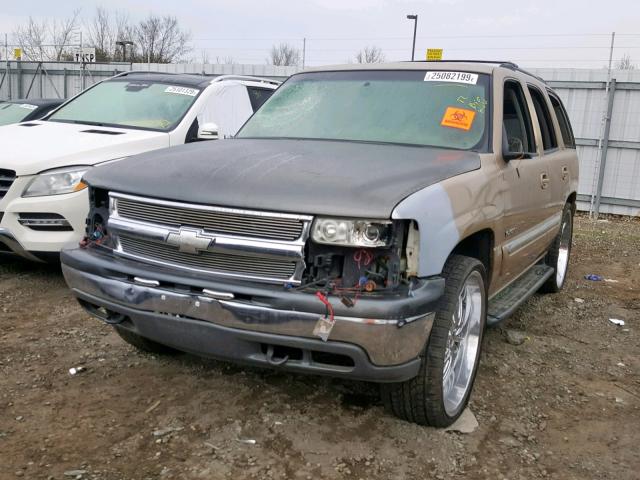 1GKEK13T61J200960 - 2001 GMC YUKON GOLD photo 2