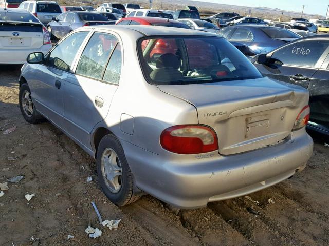 KMHVF24N1XU585420 - 1999 HYUNDAI ACCENT GL GRAY photo 3