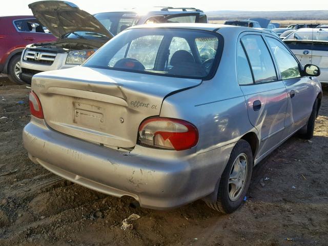 KMHVF24N1XU585420 - 1999 HYUNDAI ACCENT GL GRAY photo 4