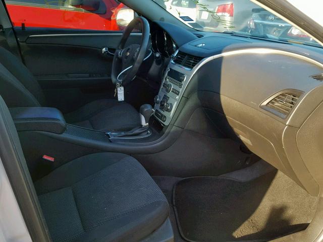 1G1ZC5E08CF231968 - 2012 CHEVROLET MALIBU 1LT 白色 照片 5