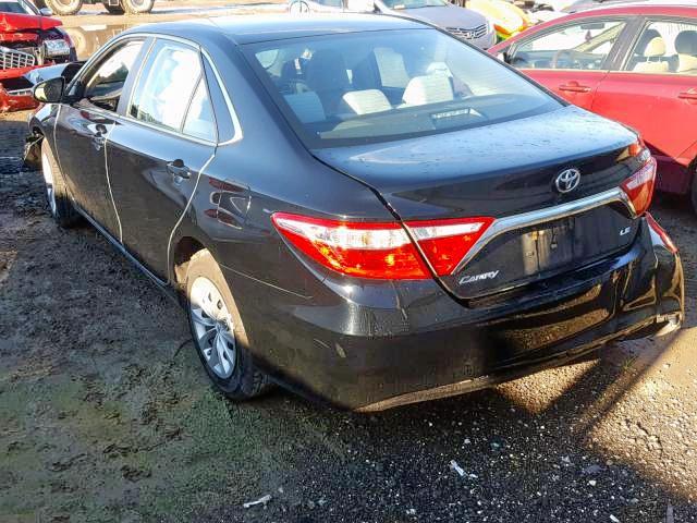 4T1BF1FK8HU659207 - 2017 TOYOTA CAMRY LE BLACK photo 3