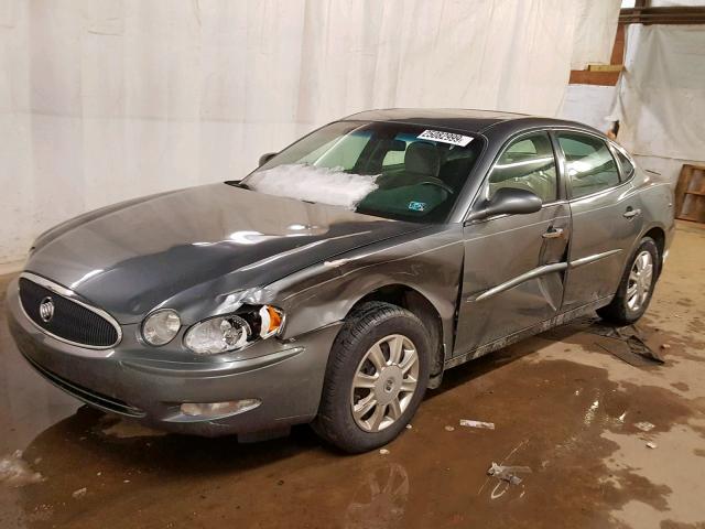 2G4WC532151318860 - 2005 BUICK LACROSSE C GRAY photo 2