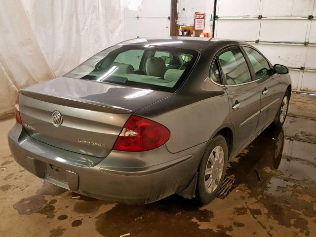 2G4WC532151318860 - 2005 BUICK LACROSSE C GRAY photo 4