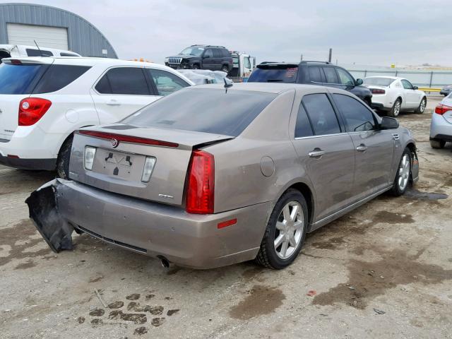 1G6DW67VX80127101 - 2008 CADILLAC STS TAN photo 4