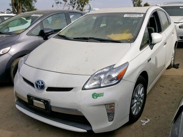 JTDKN3DPXD3040027 - 2013 TOYOTA PRIUS PLUG WHITE photo 2