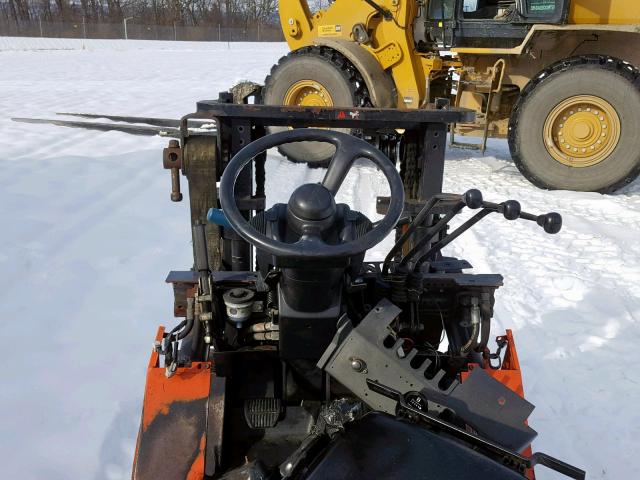 7FGCU2573862 - 2002 TOYOTA FORKLIFT ORANGE photo 5