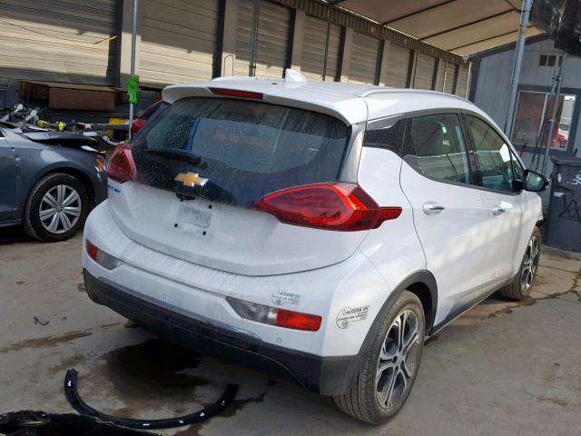 1G1FX6S01H4138259 - 2017 CHEVROLET BOLT EV PR WHITE photo 4