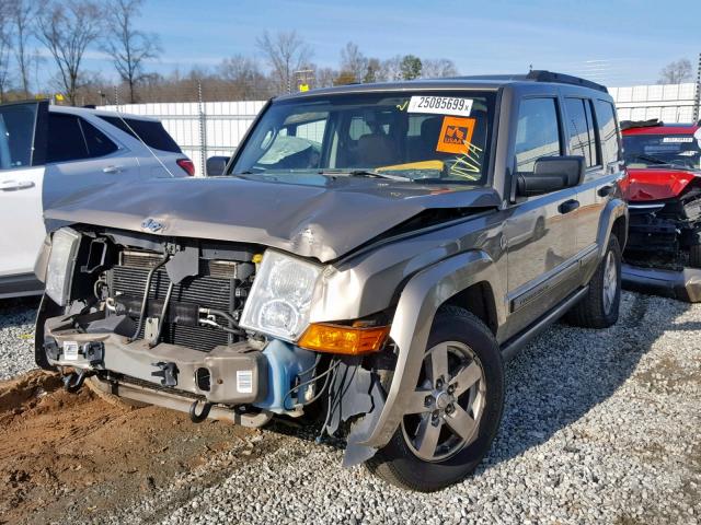 1J8HG48N36C193718 - 2006 JEEP COMMANDER BROWN photo 2