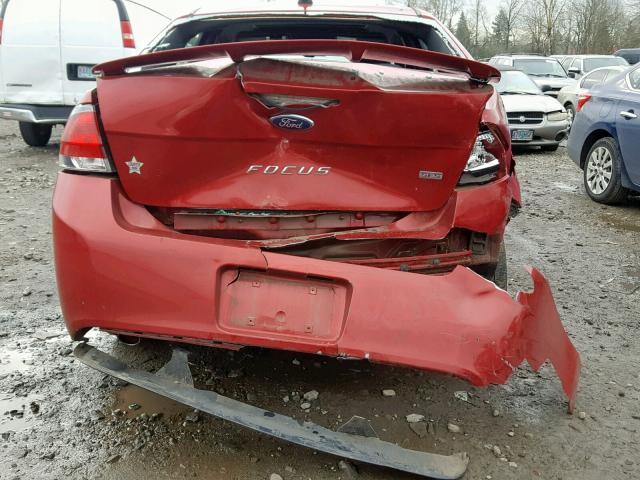 1FAHP3GN9AW192198 - 2010 FORD FOCUS SES RED photo 9