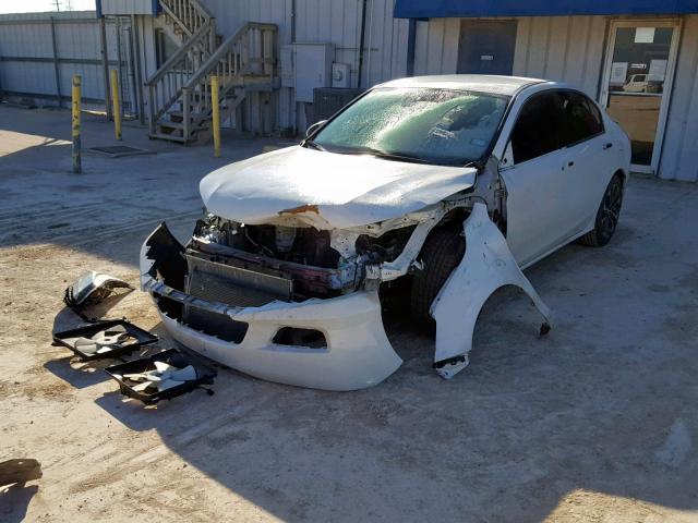 1HGCR2F52FA058004 - 2015 HONDA ACCORD SPO WHITE photo 2