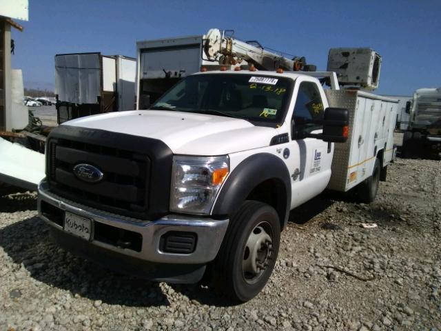 1FDUF5GT7EEB48097 - 2014 FORD F550 SUPER WHITE photo 2