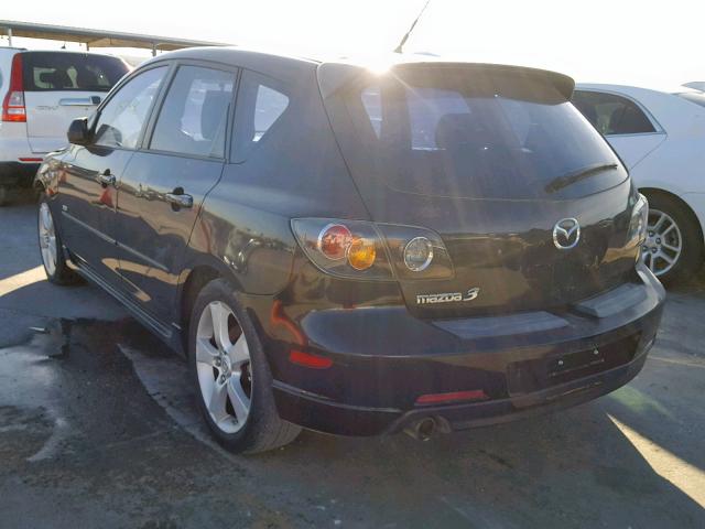 JM1BK343251255680 - 2005 MAZDA 3 HATCHBAC BLACK photo 3