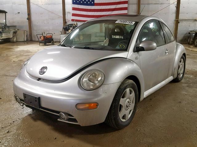 3VWCC21C41M418582 - 2001 VOLKSWAGEN NEW BEETLE SILVER photo 2