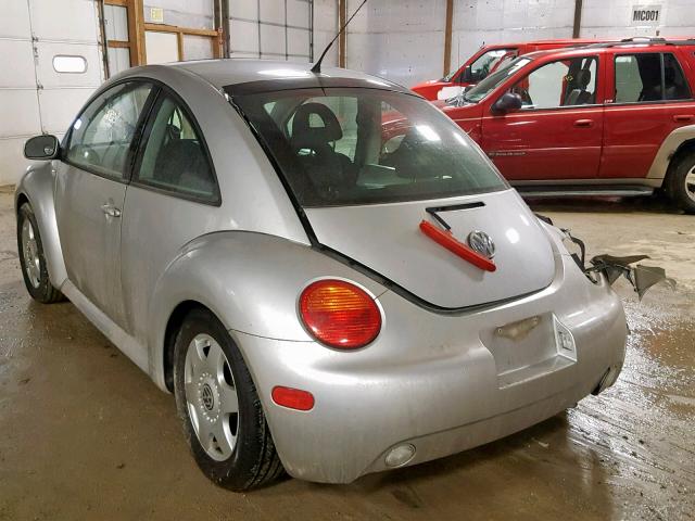3VWCC21C41M418582 - 2001 VOLKSWAGEN NEW BEETLE SILVER photo 3