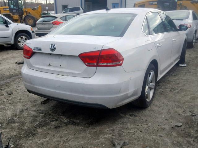 1VWBP7A31CC010185 - 2012 VOLKSWAGEN PASSAT SE WHITE photo 4