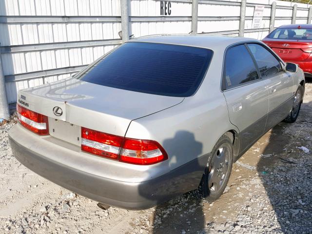 JT8BF28G410321561 - 2001 LEXUS ES 300 SILVER photo 4