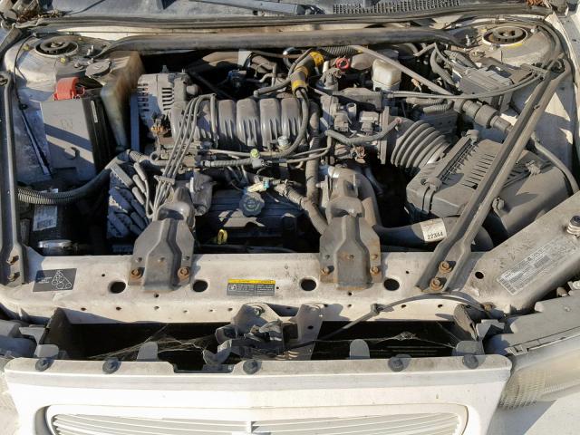 2G4WB55K921110897 - 2002 BUICK REGAL LS WHITE photo 7