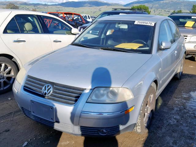 WVWRH63B52P013823 - 2002 VOLKSWAGEN PASSAT GLX 银色 照片 2
