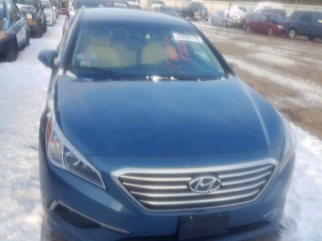 5NPE24AF3GH357664 - 2016 HYUNDAI SONATA SE BLUE photo 9