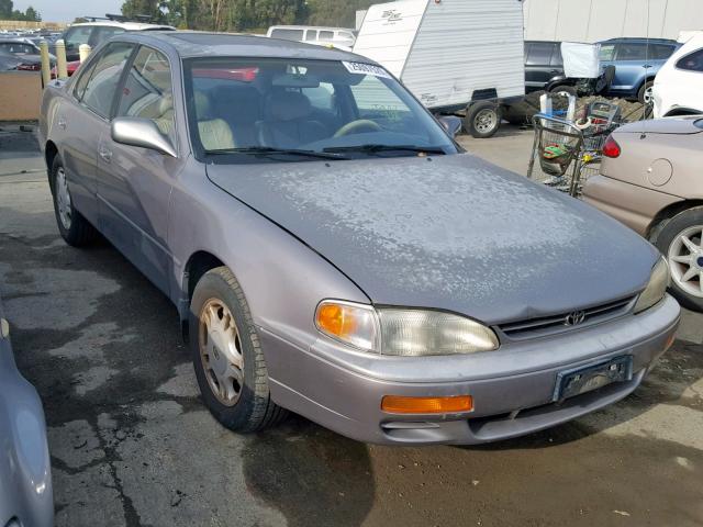 JT2GK13E9S0129114 - 1995 TOYOTA CAMRY XLE GRAY photo 1