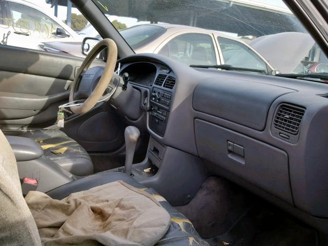 JT2GK13E9S0129114 - 1995 TOYOTA CAMRY XLE GRAY photo 5