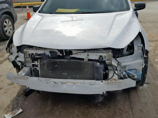 1G11A5SL6EF269932 - 2014 CHEVROLET MALIBU LS WHITE photo 9