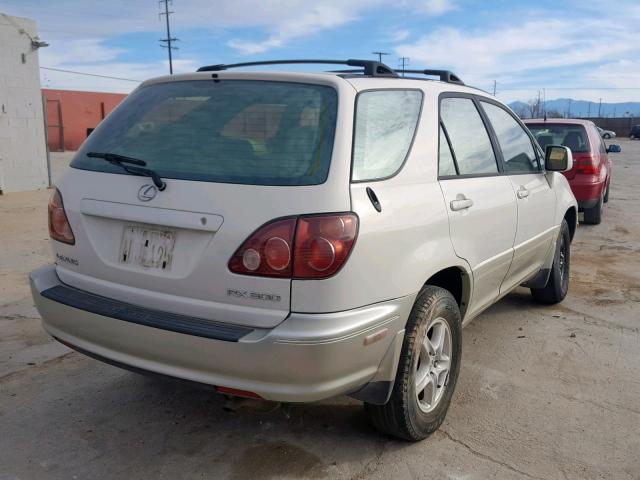 JT6GF10U4Y0063451 - 2000 LEXUS RX 300 WHITE photo 4