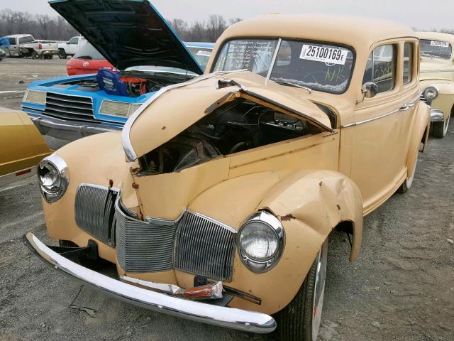 G45903 - 1940 STUDEBAKER CHAMPION YELLOW photo 2