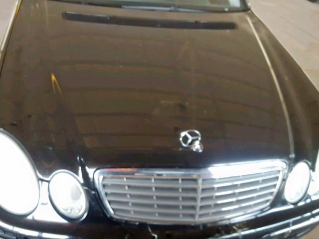 WDBUF65J84A517372 - 2004 MERCEDES-BENZ E 320 BLACK photo 7