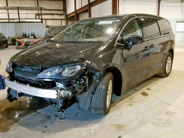 2C4RC1DG5HR522927 - 2017 CHRYSLER PACIFICA T BLACK photo 2