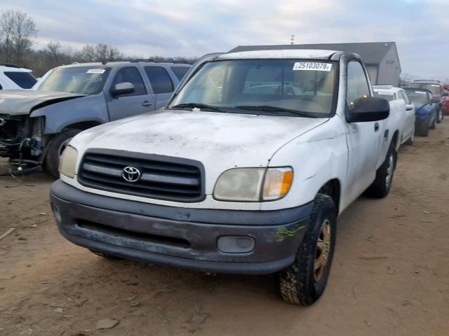 5TBJN3212YS065656 - 2000 TOYOTA TUNDRA WHITE photo 2