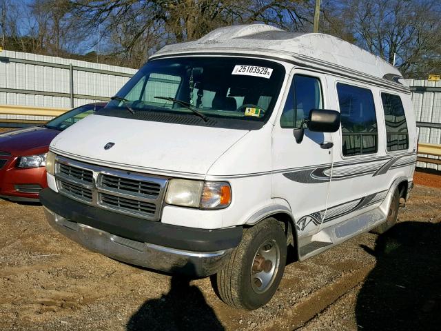 2B6HB21Y3VK539381 - 1997 DODGE RAM VAN B2 WHITE photo 2