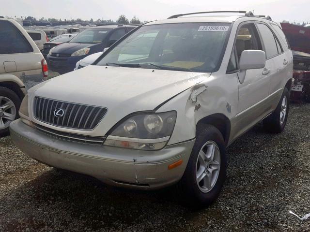 JT6HF10U1Y0154309 - 2000 LEXUS RX 300 WHITE photo 2