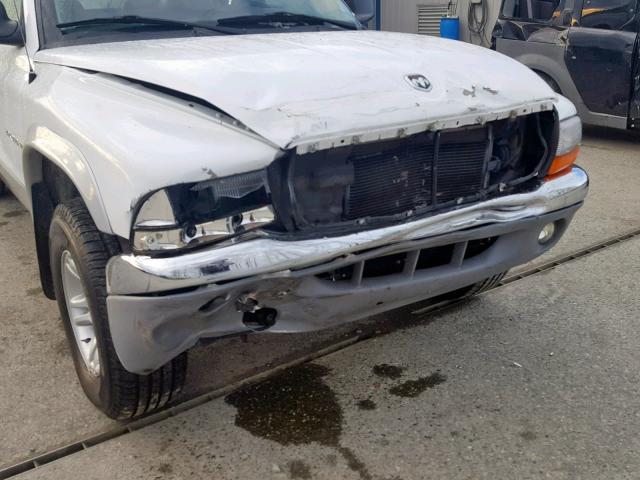 1B7HG2AN01S265799 - 2001 DODGE DAKOTA QUA WHITE photo 9