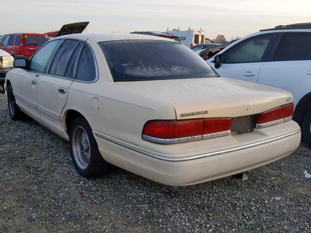 2FALP74W4TX134862 - 1996 FORD CROWN VICT CREAM photo 3