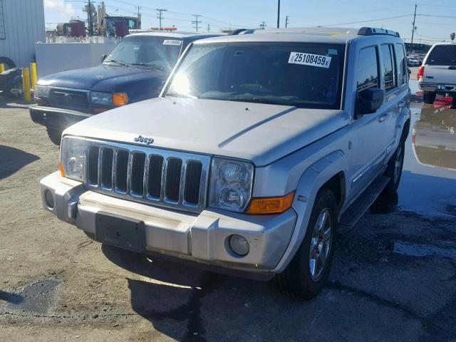 1J8HG58297C530275 - 2007 JEEP COMMANDER SILVER photo 2