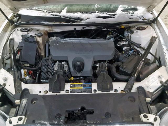 2G4WD582981138133 - 2008 BUICK LACROSSE C WHITE photo 7