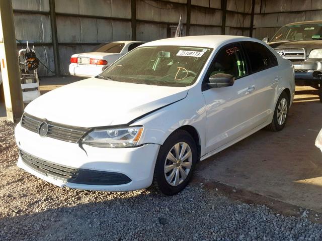 3VW2K7AJ4EM320927 - 2014 VOLKSWAGEN JETTA BASE Սպիտակ լուսանկար 2