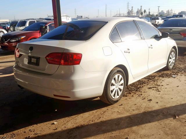 3VW2K7AJ4EM320927 - 2014 VOLKSWAGEN JETTA BASE Սպիտակ լուսանկար 4