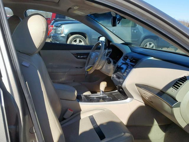 1N4AL3AP7EC105543 - 2014 NISSAN ALTIMA 2.5 BROWN photo 5