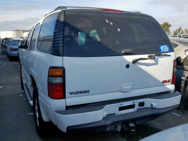 1GKEK63U36J154002 - 2006 GMC YUKON DENA WHITE photo 3