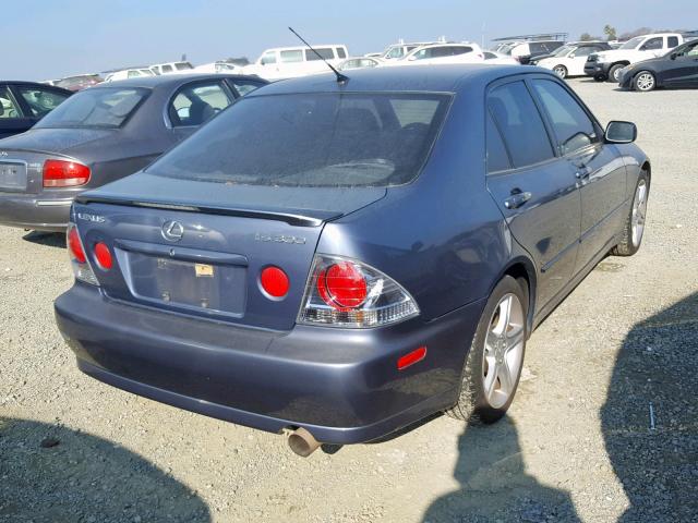 JTHBD192750095525 - 2005 LEXUS IS 300 BLUE photo 4