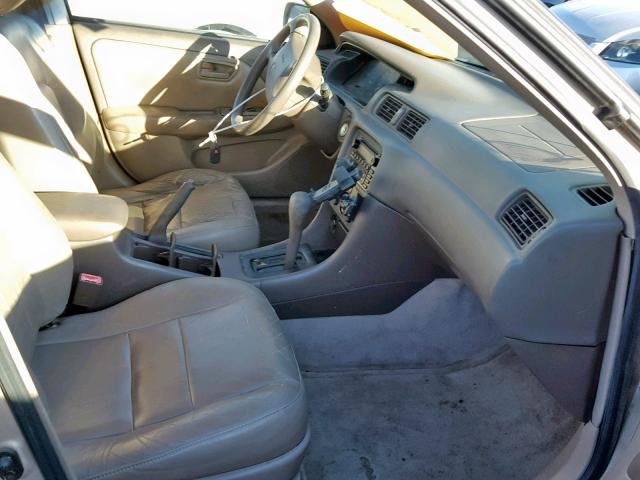 4T1BG22K01U108686 - 2001 TOYOTA CAMRY CE GOLD photo 5