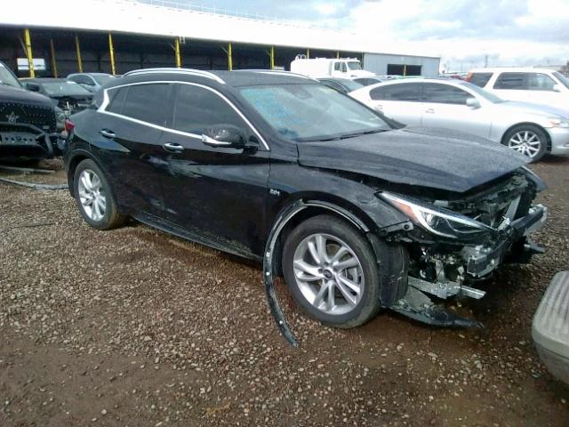 SJKCH5CP6HA017951 - 2017 INFINITI QX30 BASE BLACK photo 1