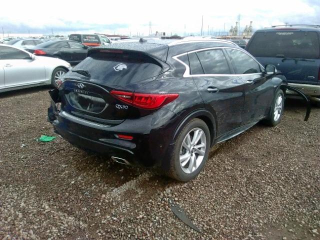 SJKCH5CP6HA017951 - 2017 INFINITI QX30 BASE BLACK photo 4